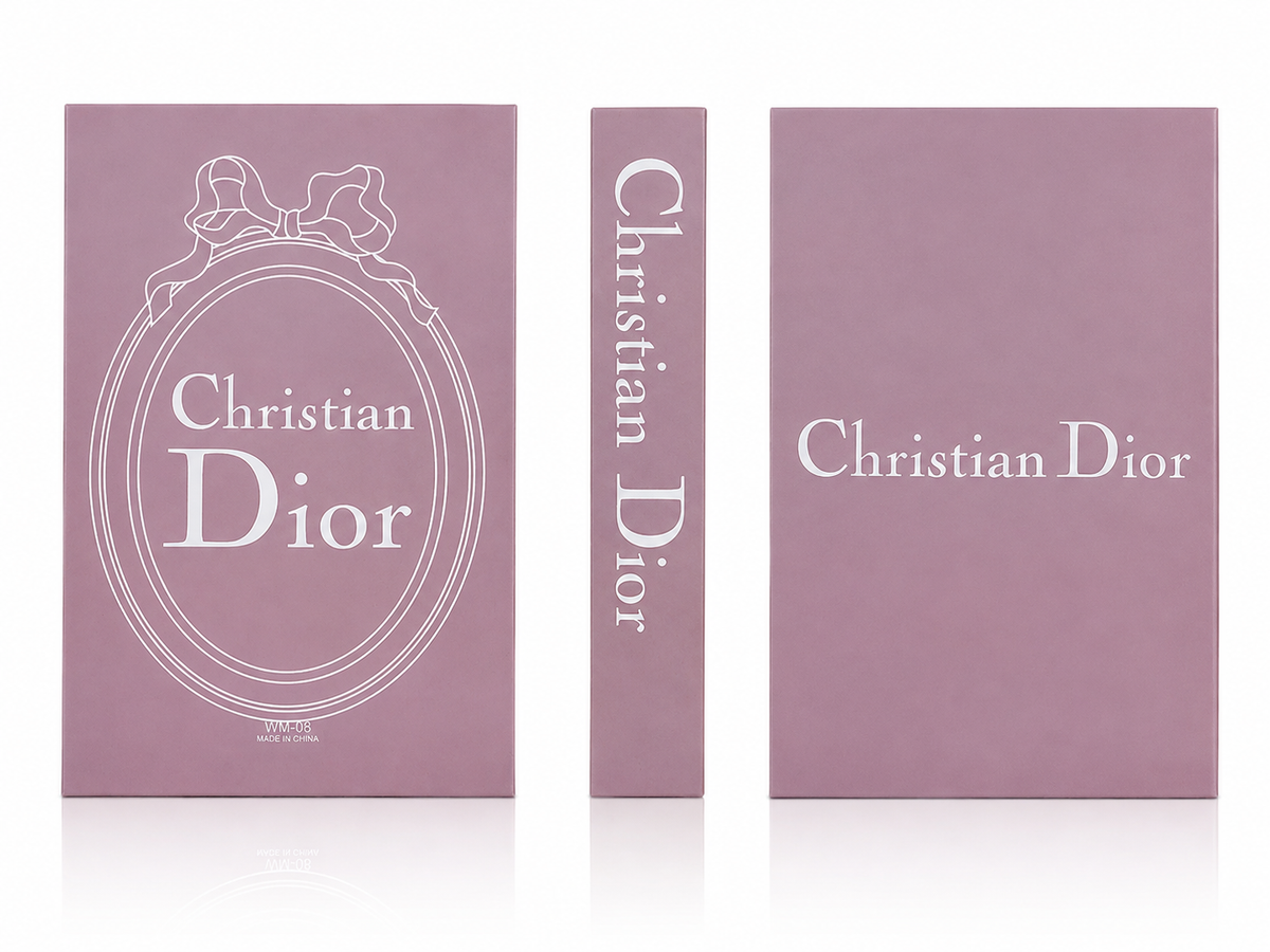 Livre décoratif Christian Dior rose — image principale