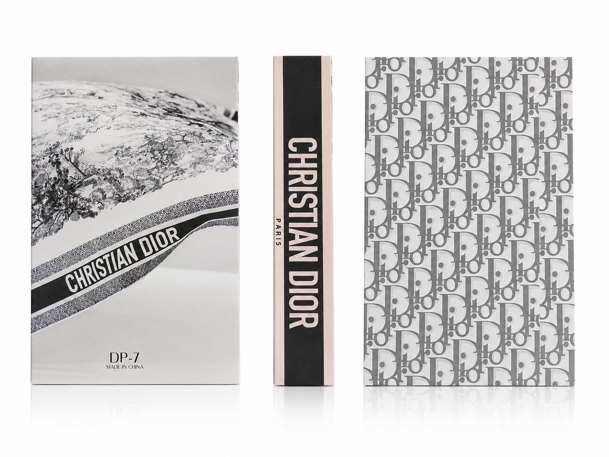 Livre décoratif Christian Dior — image principale