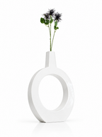 Vase décoratif en plastique — gauche